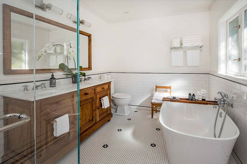 Ánh sáng tự nhiên đem đến sự thoáng đãng cho phòng tắm chung cư