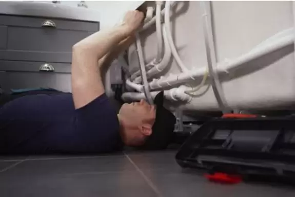 Lắp đặt đường ống bồn tắm tròn