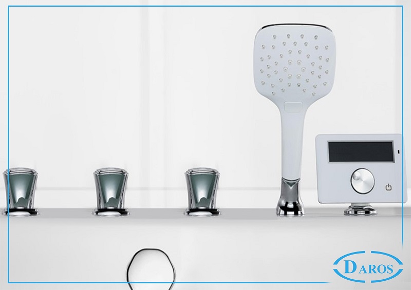 Phụ kiện hiện đại của bồn tắm tròn