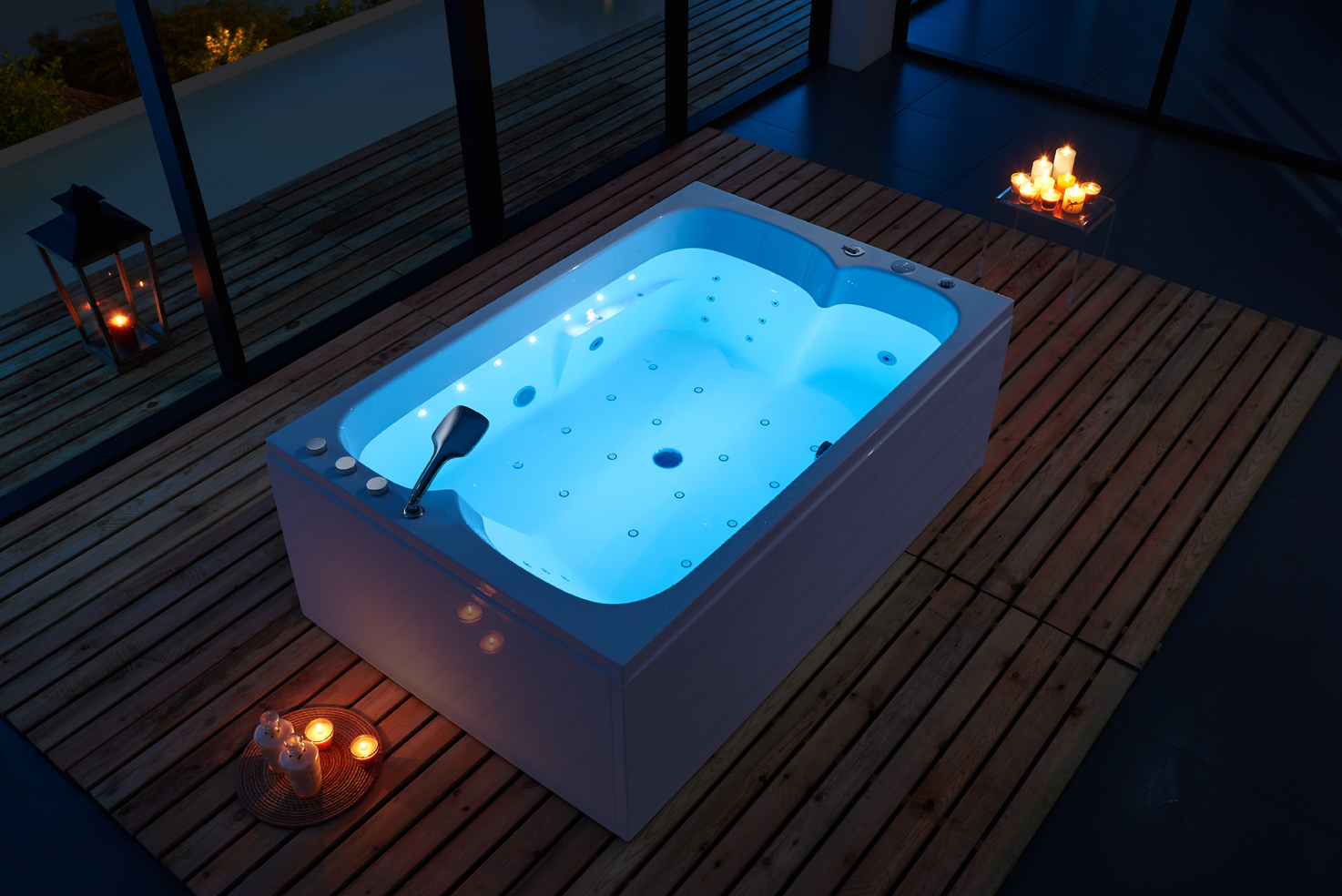 Nến thơm là một trong những nét đặc trưng của spa