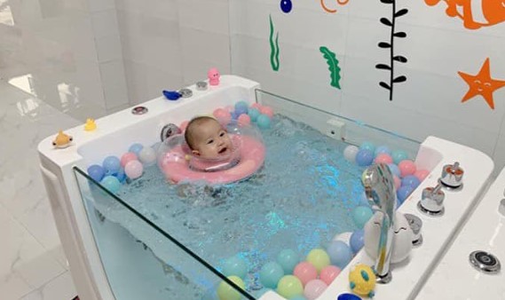 Bồn tắm trẻ em