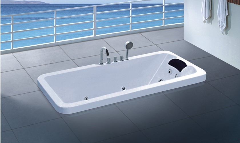 Mẫu bồn tắm nằm 1m5