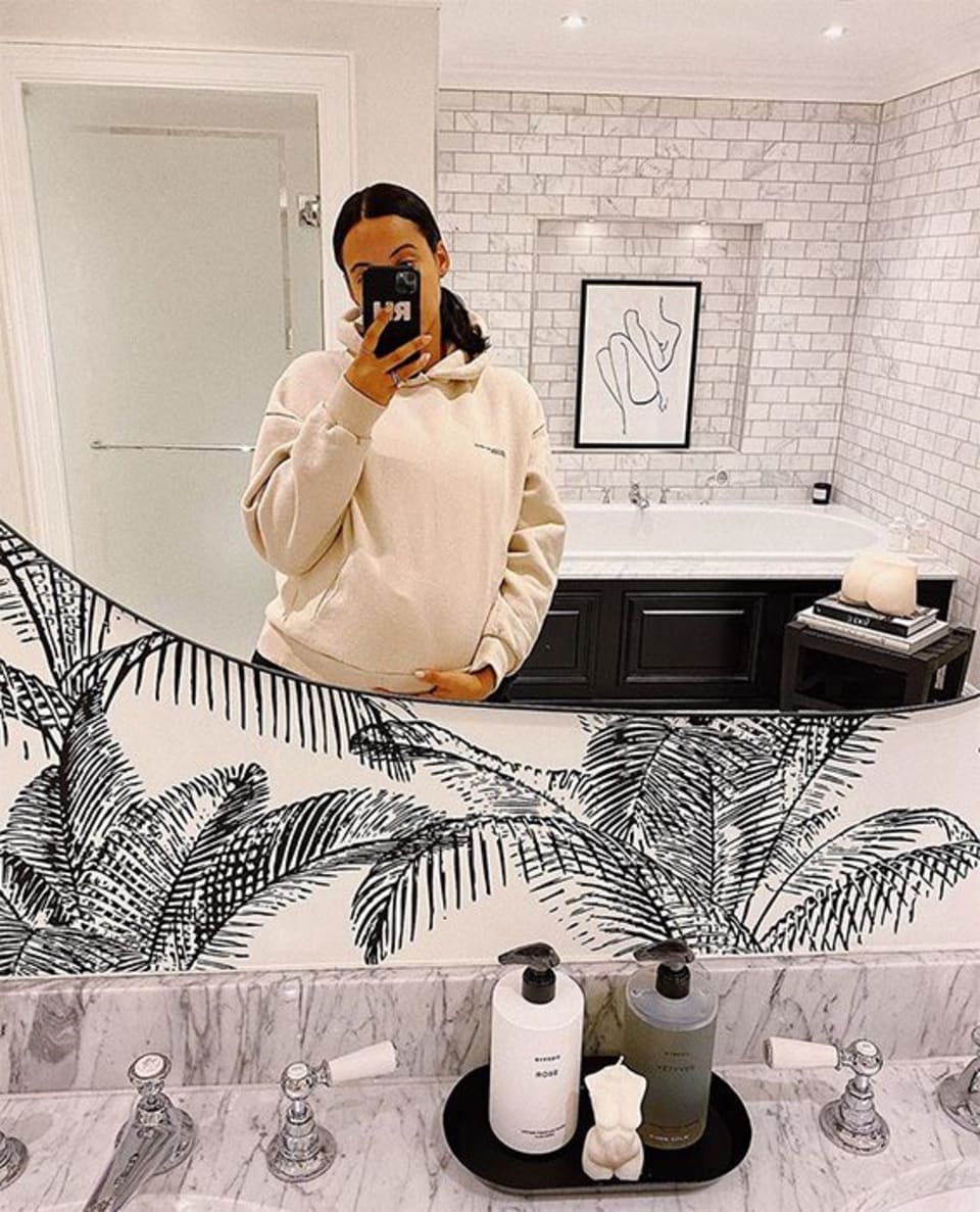 Phòng tắm của ngôi sao nhạc Pop Rochelle Humes 