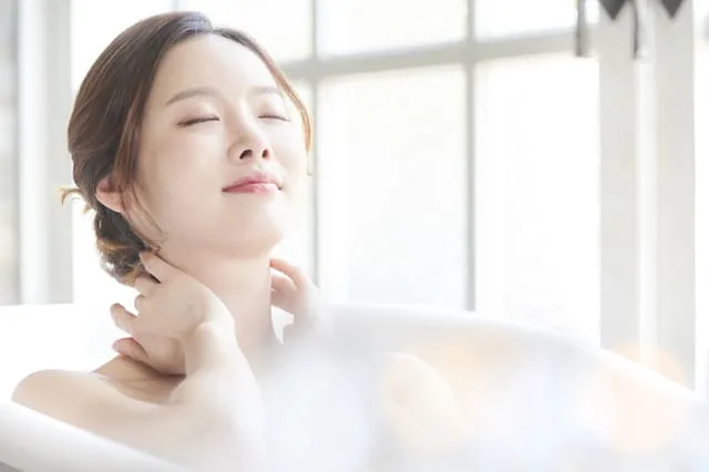 Bồn tắm tròn hiện nay mang lại những lợi ích thần kỳ đến sức khỏe