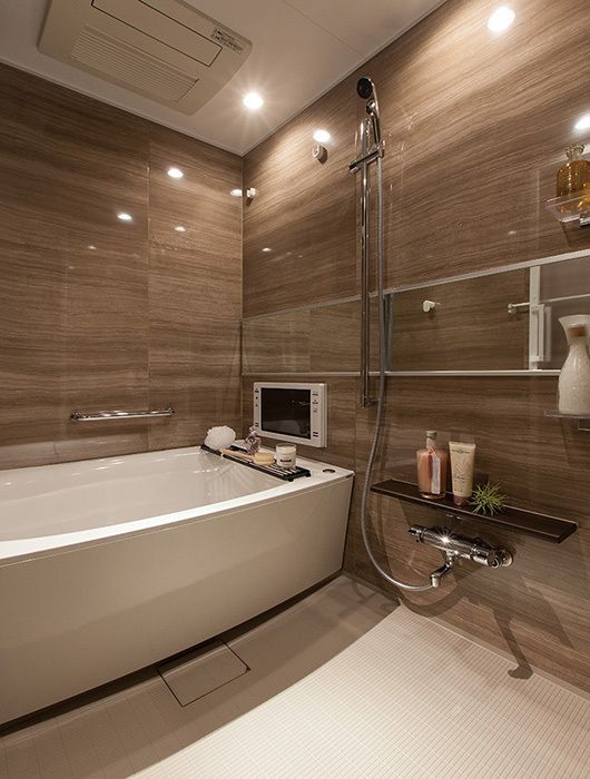 Phòng tắm ốp đá, dễ dàng vệ sinh