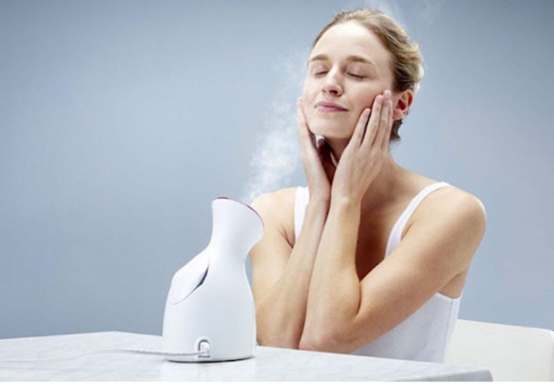 Xông hơi mặt là phương pháp tẩy trang tự nhiên