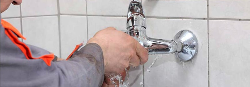 Rò rỉ ở chân sen, dây sen hoặc đầu vòi