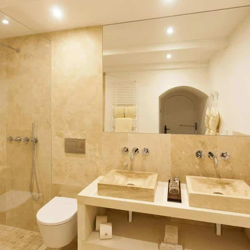 Vòi lavabo âm tường đa dạng về mẫu mã 