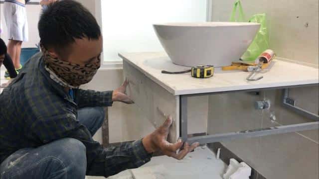 Quy trình lắp đặt tủ lavabo phòng tắm