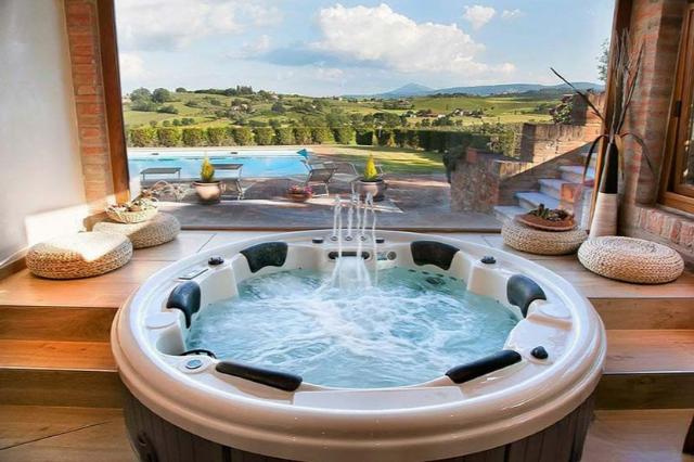 Bồn sục jacuzzi 6 - 8 người 